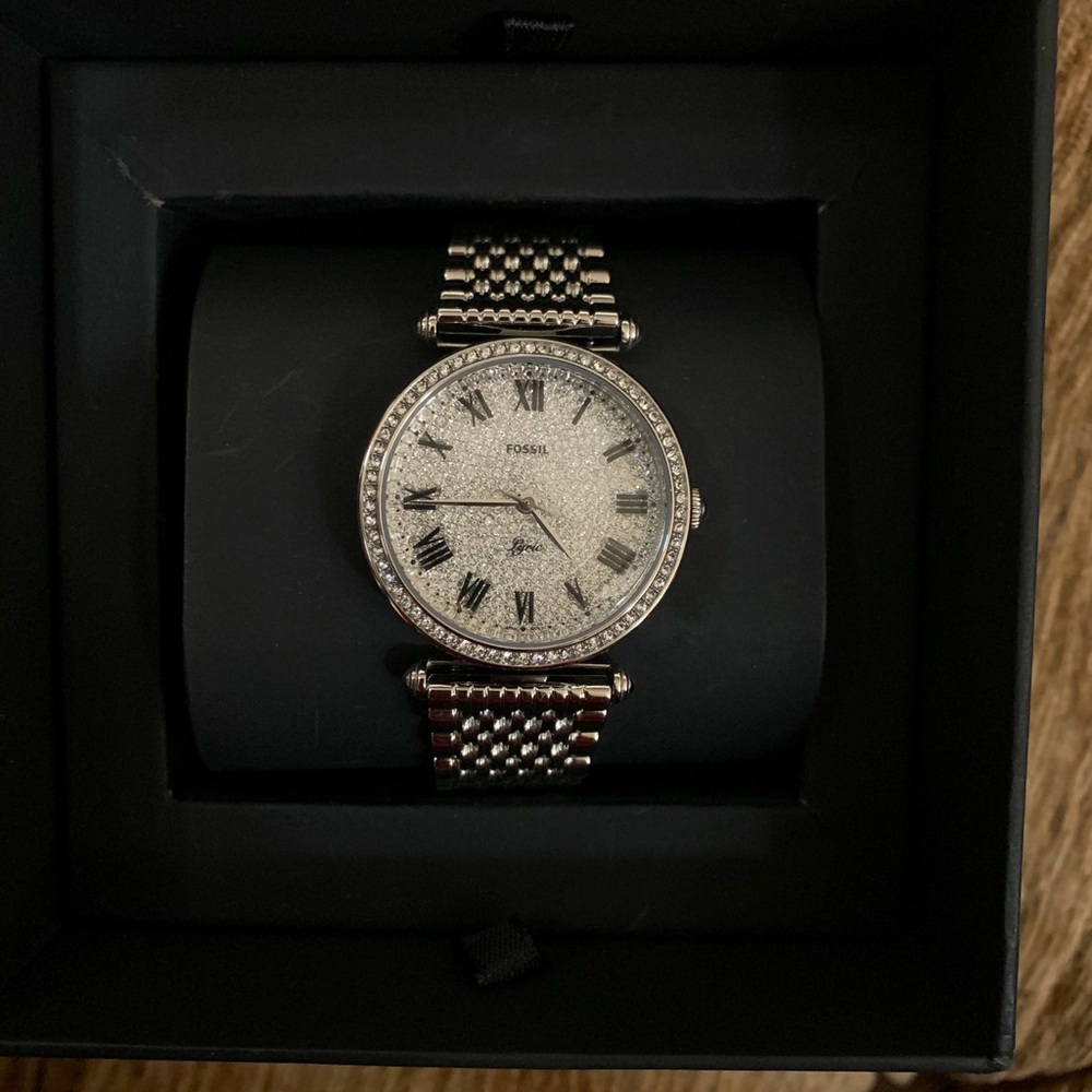 Women’s fossil watch
